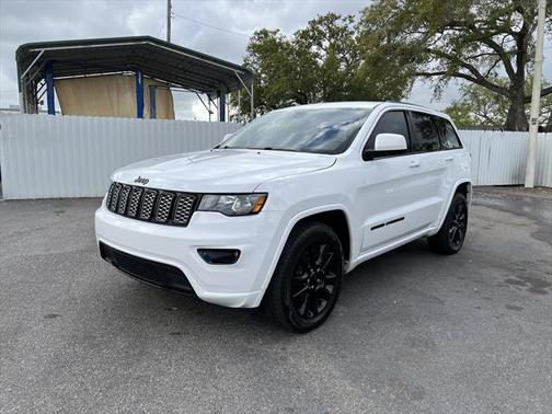 2017 Jeep Grand Cherokee Altitude
