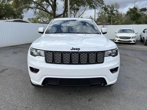 2017 Jeep Grand Cherokee Altitude