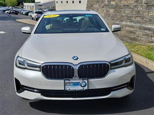 Mineral White Metallic 2021 BMW 530 xDrive