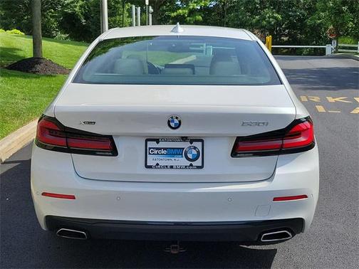 Mineral White Metallic 2021 BMW 530 xDrive