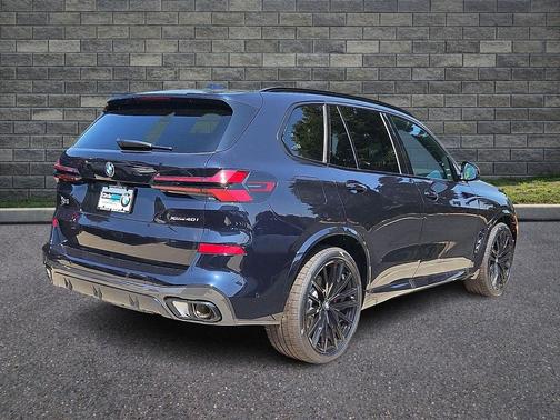 Carbon Black Metallic 2026 BMW X5 xDrive40i
