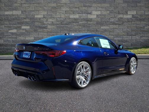 Tanzanite Blue II Metallic 2027 BMW M4 Competition xDrive