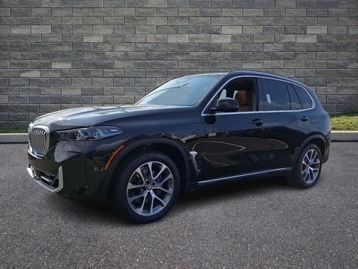 Black Sapphire Metallic 2026 BMW X5 xDrive40i