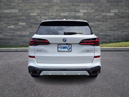 Alpine White 2026 BMW X5 xDrive40i