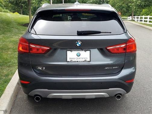 Photo 5 of 31 of 2019 BMW X1 xDrive28i