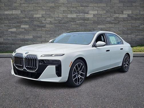 Alpine White 2026 BMW 740 xDrive