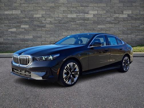 Black Sapphire Metallic 2026 BMW 530 xDrive