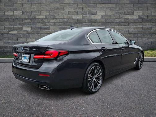 Dark Graphite Metallic 2023 BMW 540 i xDrive