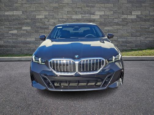 Dark Graphite Metallic 2026 BMW 530 xDrive