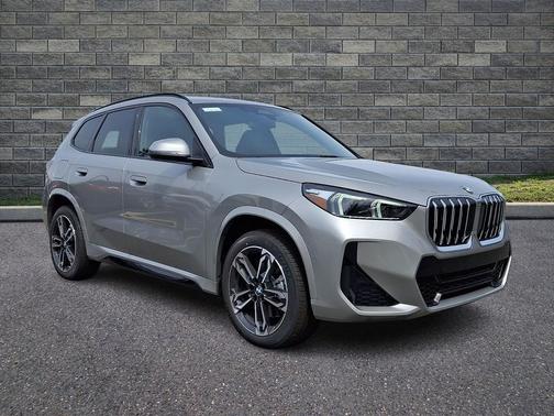 Space Silver Metallic 2026 BMW X1 xDrive28i