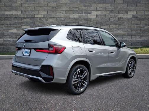 Space Silver Metallic 2026 BMW X1 xDrive28i
