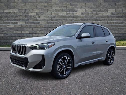 Space Silver Metallic 2026 BMW X1 xDrive28i