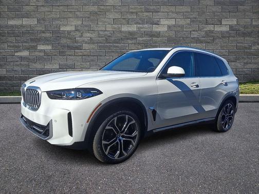 Alpine White 2026 BMW X5 xDrive40i