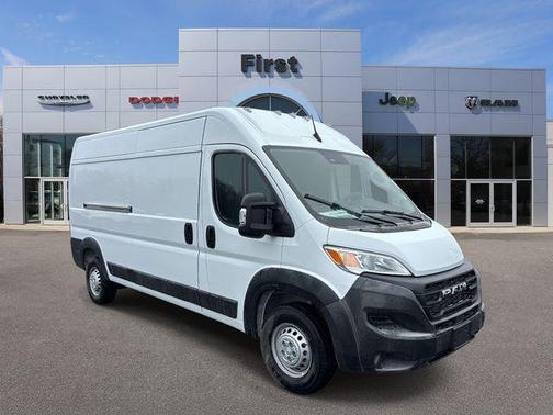 Bright White Clearcoat 2026 RAM ProMaster 2500 High Roof