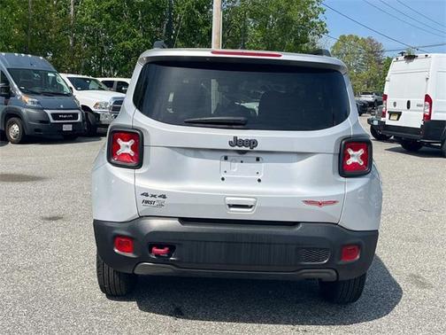 2021 Jeep Renegade Trailhawk