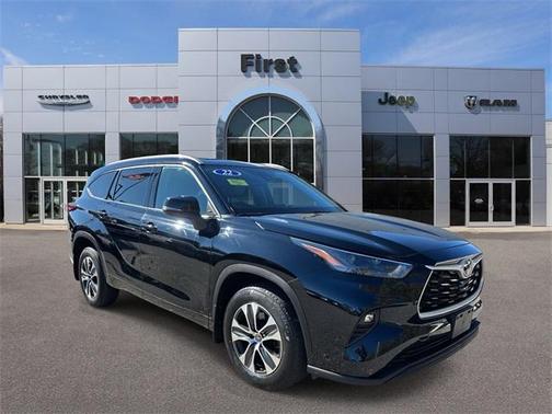 2022 Toyota Highlander XLE