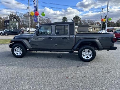 2023 Jeep Gladiator Sport
