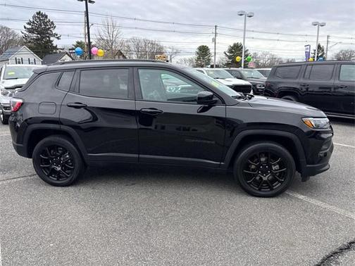 2022 Jeep Compass Altitude