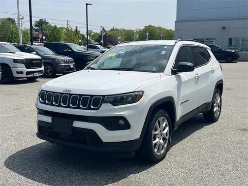 2022 Jeep Compass Latitude Lux