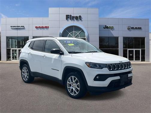 2022 Jeep Compass Latitude Lux