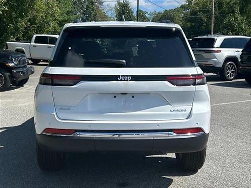 2025 Jeep Grand Cherokee Laredo X