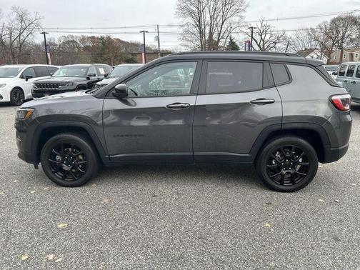 2022 Jeep Compass Altitude
