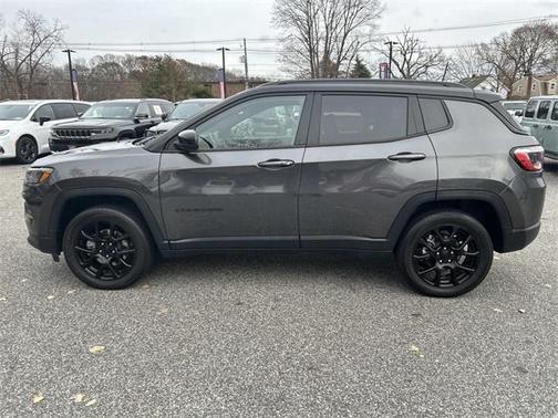 2022 Jeep Compass Altitude
