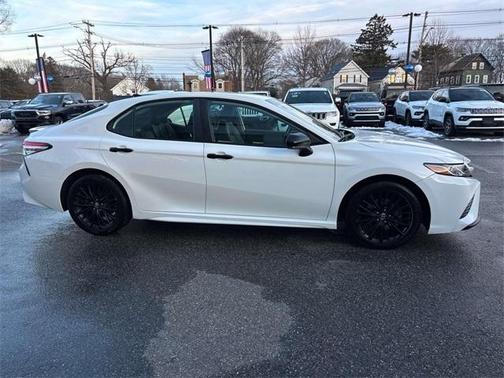 2020 Toyota Camry SE Nightshade