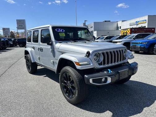 Silver Zynith Clearcoat 2024 Jeep Wrangler 4xe Sahara