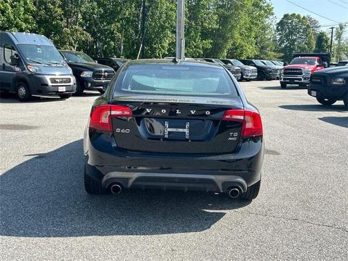 2017 Volvo S60 T5 Dynamic