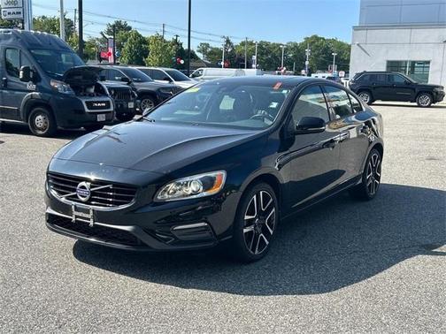 2017 Volvo S60 T5 Dynamic