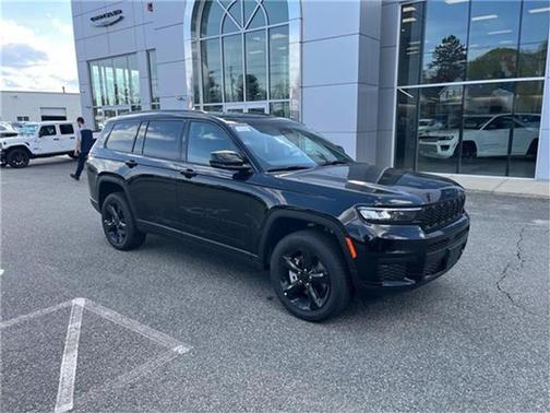2025 Jeep Grand Cherokee L Laredo