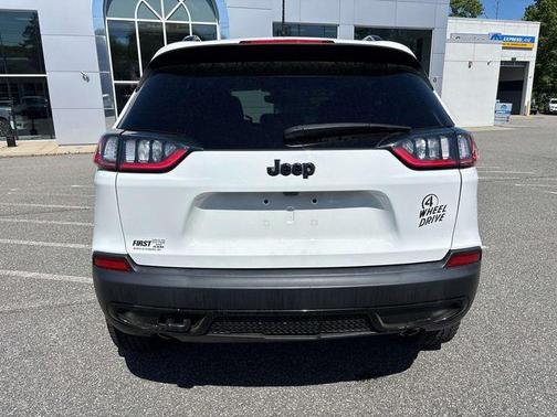 Bright White Clearcoat 2022 Jeep Cherokee X