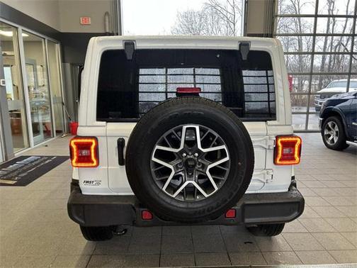 2024 Jeep Wrangler Sahara