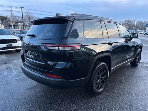 2025 Jeep Grand Cherokee L Laredo