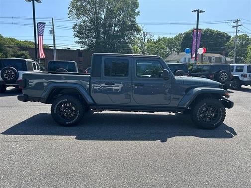 2025 Jeep Gladiator Sport