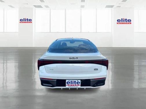 2025 Kia K5 LXS