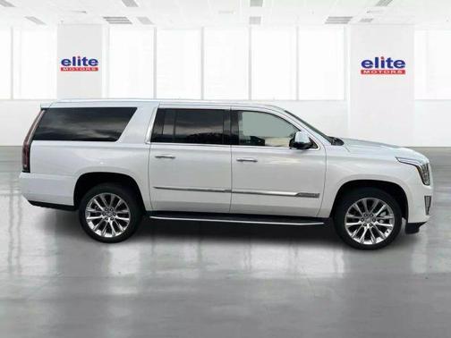 2017 Cadillac Escalade ESV Luxury
