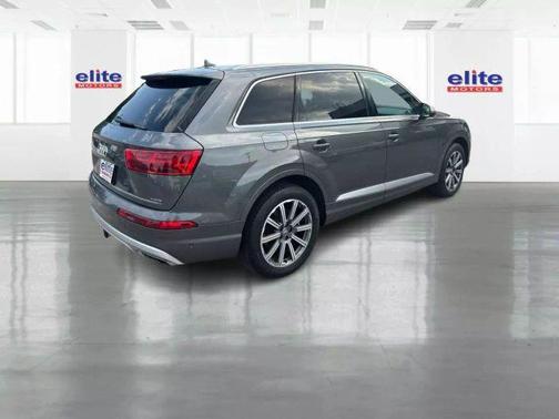 2019 Audi Q7 45 Premium Plus