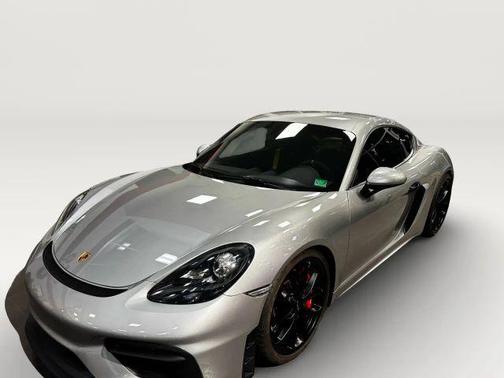 2021 Porsche 718 Cayman GT4