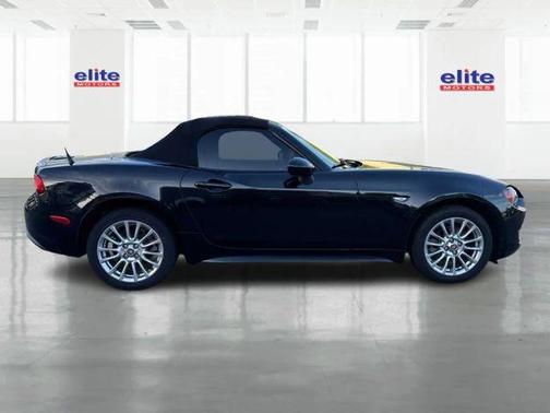 2017 FIAT 124 Spider Classica