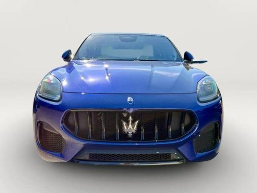 Blu 2023 Maserati Grecale Modena