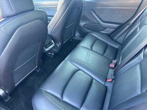 2020 Tesla Model 3 Standard Range