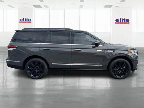 2022 Lincoln Navigator Black Label