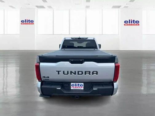 2022 Toyota Tundra SR5
