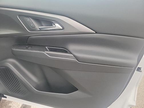 2026 Chevrolet Equinox EV LT 1