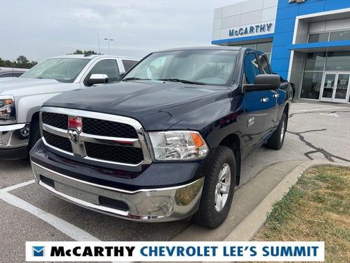 2016 RAM 1500 SLT