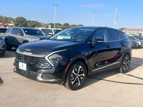 2025 Kia Sportage EX