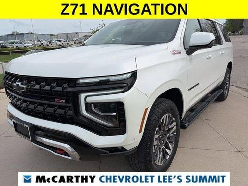 Pearl 2025 Chevrolet Suburban Z71