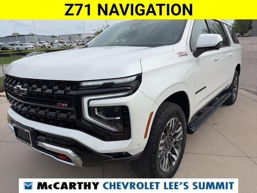 Pearl 2025 Chevrolet Suburban Z71
